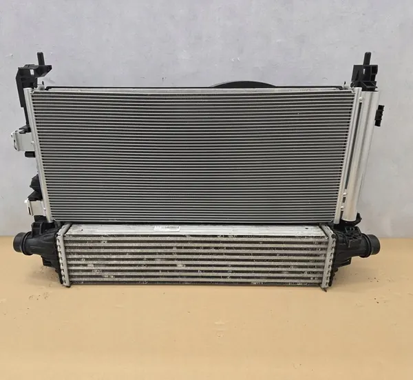 Condensador de Aire Acondicionado POLCAR PPH ADAM 13- OEM OPEL83 image 2