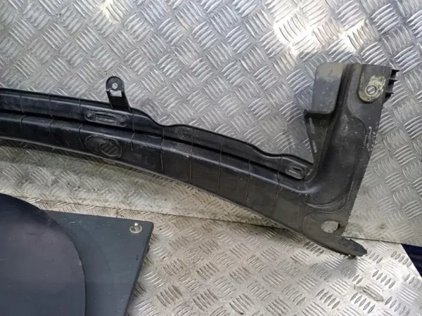 Cache de capot Tesla Model S OEM 1008976-00-E image 5
