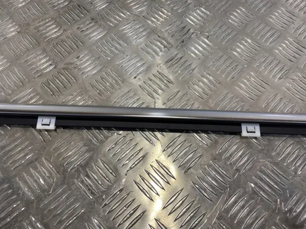Kia Sorento bakrutslist OEM FOB26228 image 6