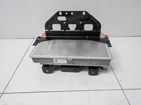 Begagnad Högspänningsladdare OEM 1EA915684BE för VW ID.3 image 2