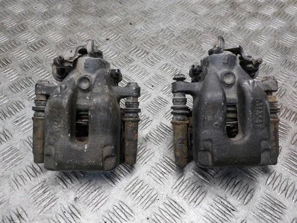 Disques & Étriers Frein Arrière OEM 1.6 Citroen C4 image 7