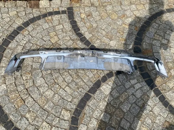 MERCEDES 204 GLK Bakre Stötfångare Diffusor Krom OEM image 4