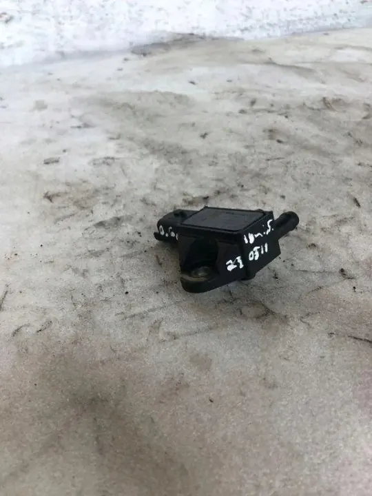 Capteur de pression DPF OEM 0281006300 pour Opel Grandland X image 2