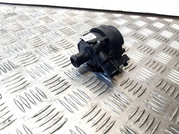 Vattenpump OEM 5Q0121591AN för Audi A3 8V 2.0 TDI image 2