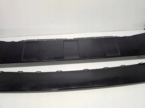 Spoiler OEM 9Y0807061K pour Porsche Cayenne - Avant image 3