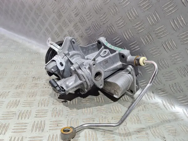 Vattenpump Oljekylare Opel Astra K 1.0 1.4 Turbo image 3