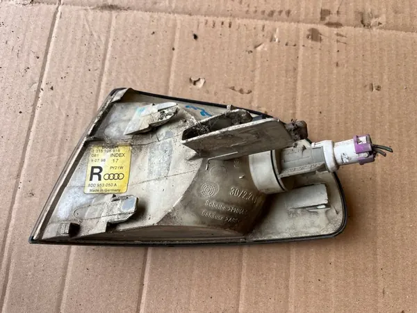 Indicador Direito Audi A4 B5 1997-1999 8D0953050A image 2