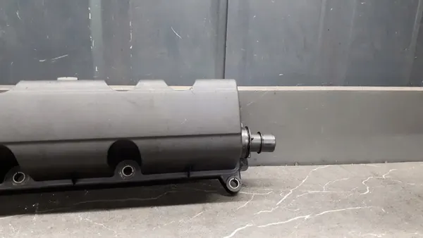 Tampa de válvula de admissão Peugeot Citroen 2.0 16V 9656819980 image 4