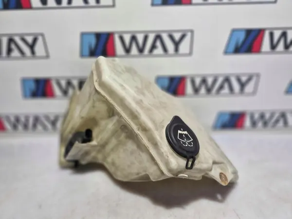 Réservoir lave-glace OEM 8362562 BMW E46 Cabrio image 2