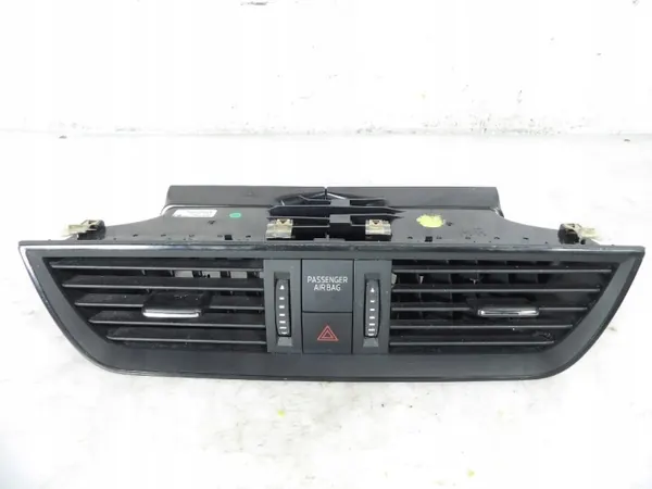 Grelha Skoda Rapid OEM 5JA 820 951 D - Usado image 2