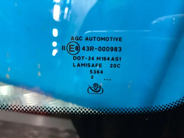 W204 Frontscheibe OEM - Gebrauchtes Mercedes-Benz Teil image 3