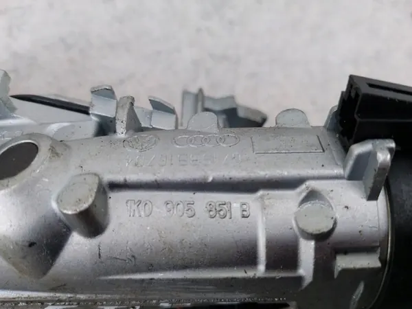 VOLKSWAGEN GOLF V PLUS Sytytysavain 1K0905851B 1K0905865 image 2