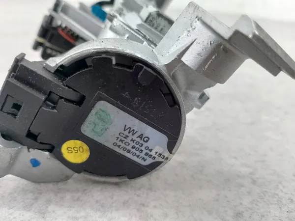 VOLKSWAGEN GOLF V PLUS Sytytysavain 1K0905851B 1K0905865 image 3