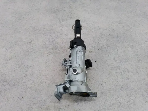 VOLKSWAGEN GOLF V PLUS Sytytysavain 1K0905851B 1K0905865 image 8