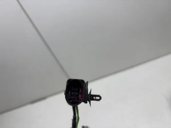 Cableado luz trasera Audi Q5 SQ5 OEM 8R0945221A image 3