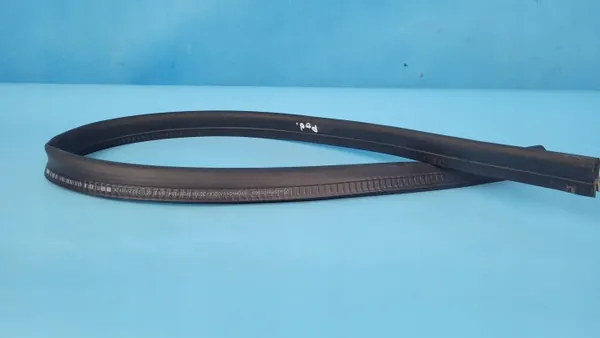 Mercedes EQE W295 motorafdekking pakking OEM A2978870900 image 3