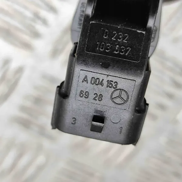 Sensor de posição do comando de válvulas MERCEDES-BENZ C 1.8L 0232103037 image 6