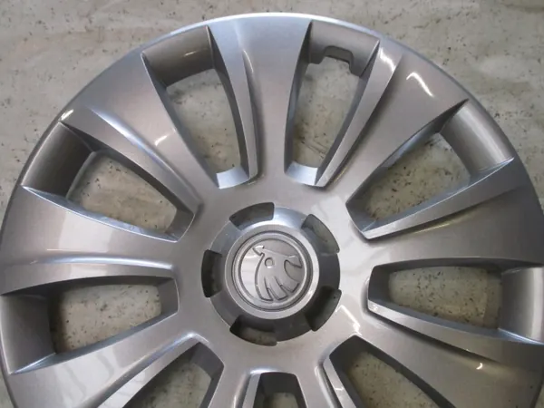 Jeu d'enjoliveurs Skoda Karoq OEM 57A601147 16" image 4