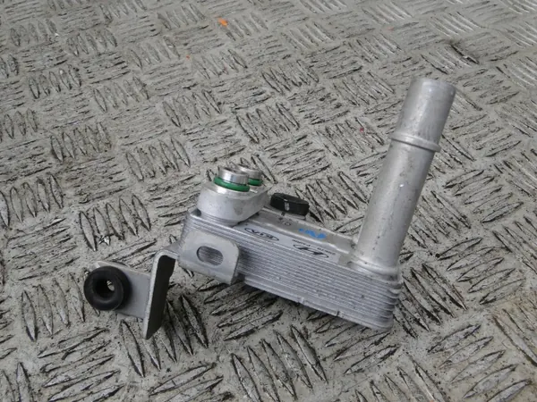 OEM 25670-P4000 AC-condensor voor Kia Sorento IV 1.6 T-GDI HEV image 3