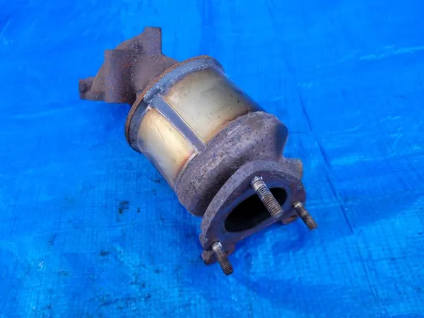 OPEL Astra J Catalisador 1.7 GM 55574410 image 3