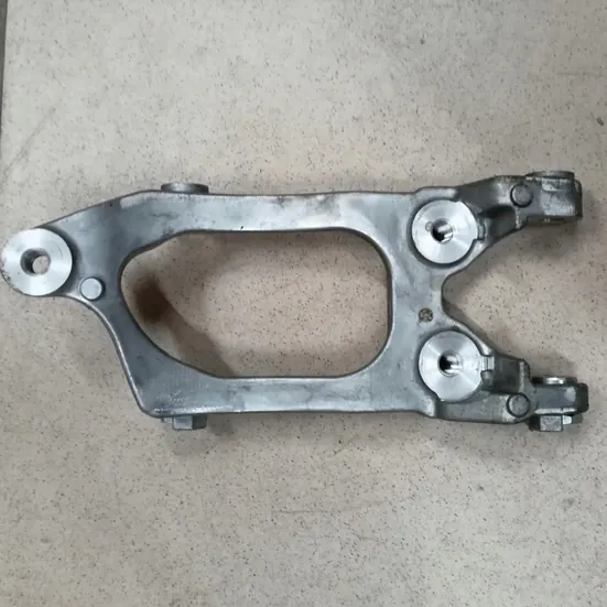 Soporte de alternador OEM 5281576AB para Jeep image 2