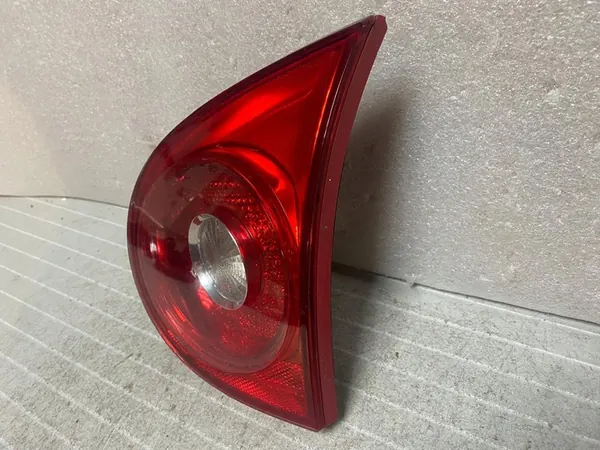 Höger baklampa VW GOLF V 1K6945094E image 3