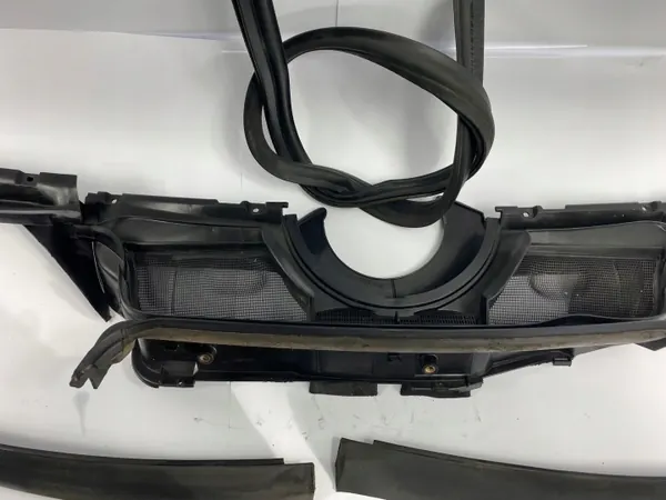 Gebruikte Mercedes W124 complete ruitenwisserarm OEM PODSZYBIE/SDV10368 image 3