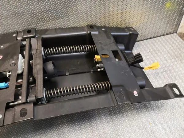 Päännojaimet OEM 2098600032 Mercedes CLK W209 Cabriolle image 4
