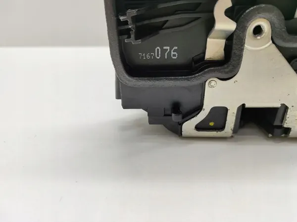 Bakre Höger Dörrlås BMW 1 E87 2004-2011 OEM 7167076 image 5