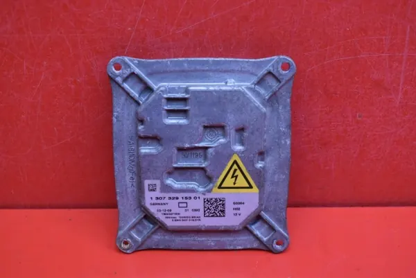 Xenon-virtalähde OEM 130732915301 Vasen Renault Megane 3:lle image 2