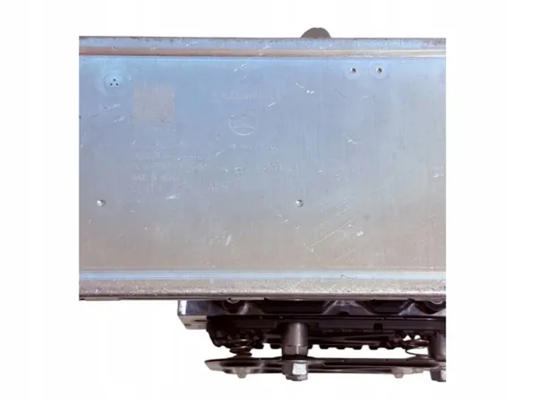 Mercedes Airmatic Compressor OEM A2143209902 - Gebruikt image 9