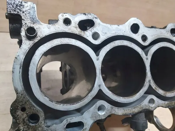 Toyota 1ZZ 1.8 VVT-i motorblock OEM BLOK SILNIKA image 4