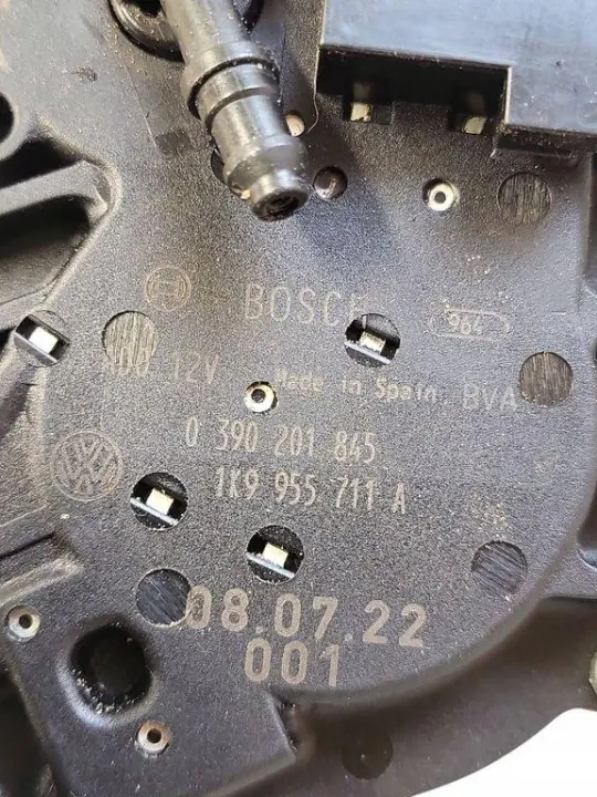 VW ruitenwissermotor 0390201845 1.97L 2007 image 4