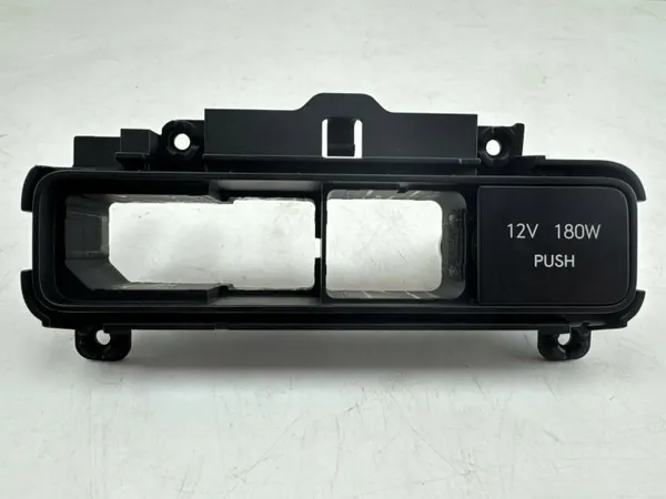 Hyundai Tucson IV Etutupakansytytinpaneeli OEM LAA19462 image 2