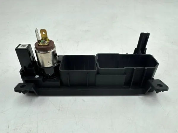 Hyundai Tucson IV Etutupakansytytinpaneeli OEM LAA19462 image 6