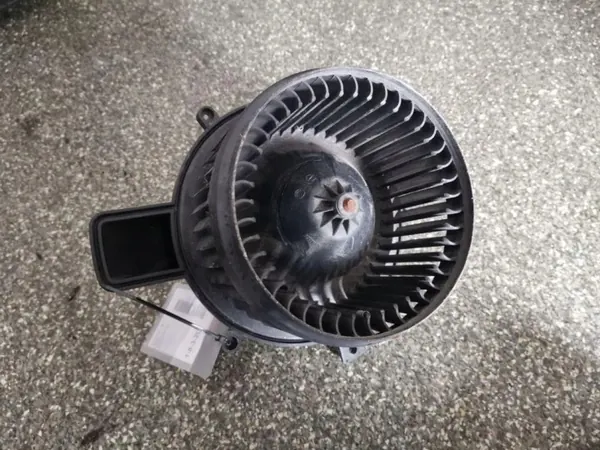 Chrysler lämmitysydin OEM 2727005193 4.0L bensiini image 2
