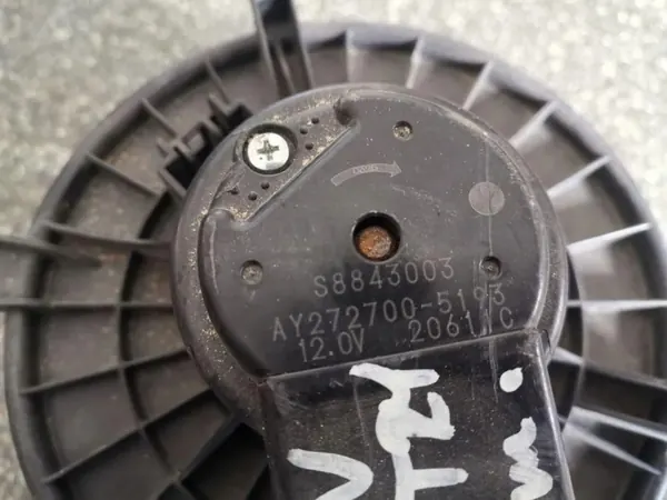 Chrysler lämmitysydin OEM 2727005193 4.0L bensiini image 3