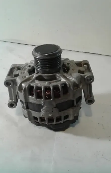 AUDI VW SEAT SKODA Vaihtovirtageneraattori image 2