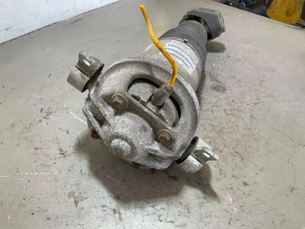 Audi Q7 Taka-oikea ilmaiskutin OEM 7L8616020C image 4