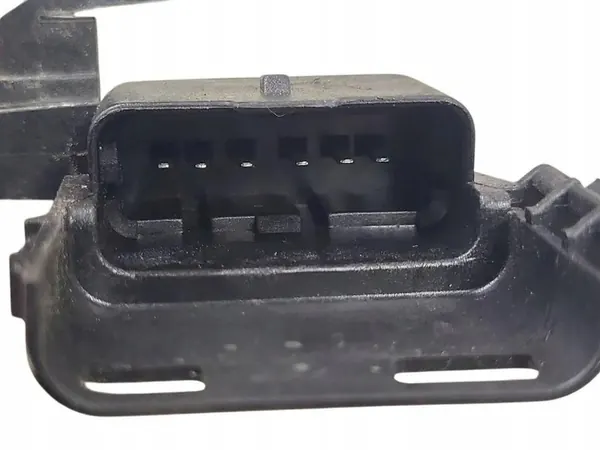 Framre Vänster Dörrlås Citroen C5 II X7 08-17 OEM 9135CW image 8