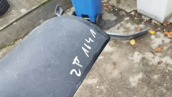 Bakre Stötfångarspoiler Audi A3 8L Lift 99- image 3