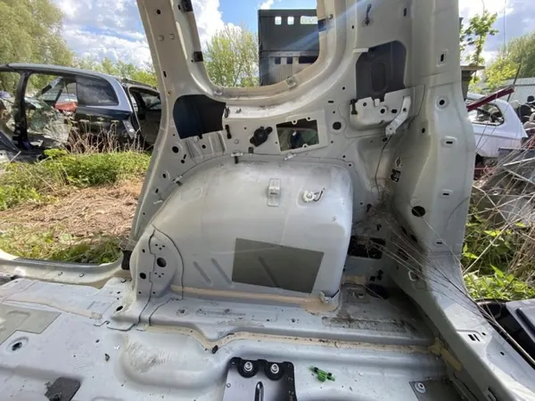 Achter rechter spatbord OEM 253593 voor VW Touran 2018 image 3