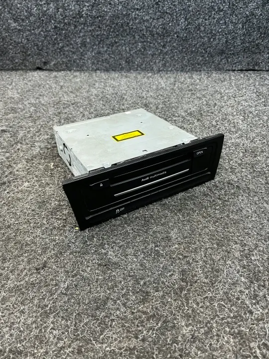 Lector GPS OEM 8T1035652G para Audi A4 B8 image 2
