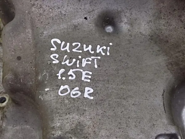 Cárter de aceite Suzuki Swift IV MK6 1.5 - Pieza OEM usada image 10