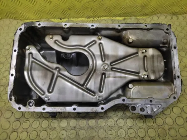 Cárter de aceite Suzuki Swift IV MK6 1.5 - Pieza OEM usada image 8