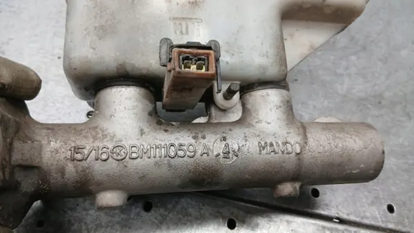 Pompe à frein BM111059A pour Hyundai Matrix 1.6B image 6