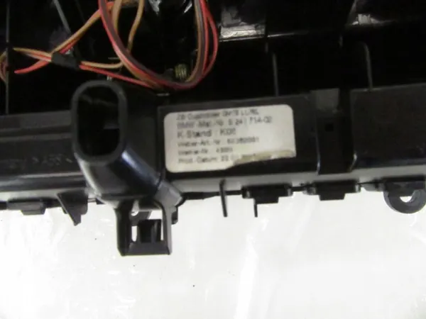 Insert Porte-gobelet OEM 9206401 pour BMW F10 F11 image 10