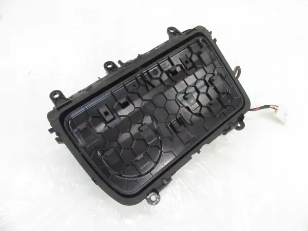Insert Porte-gobelet OEM 9206401 pour BMW F10 F11 image 7