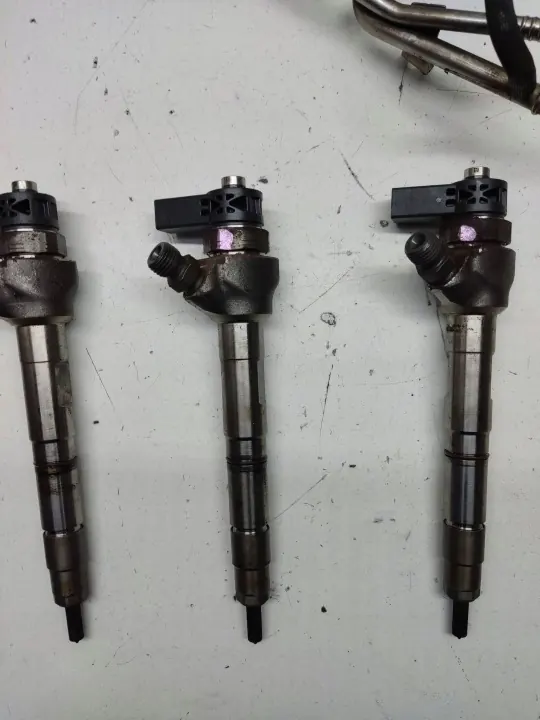 Conjunto injeção Skoda Superb B8 OEM 0445010538 image 4