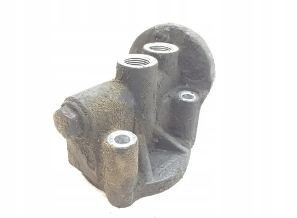 Scania Ölfilterhalter OEM 1765956 - Gebraucht image 3